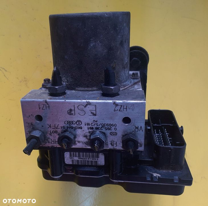 AUDI A4 B8 2010 POMPA STEROWNIK ABS 8K0907379BT - 1