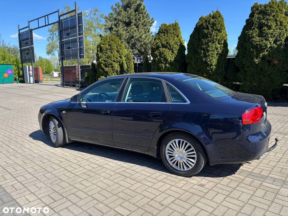 Audi A4 Limousine 2.0 TDI - 5