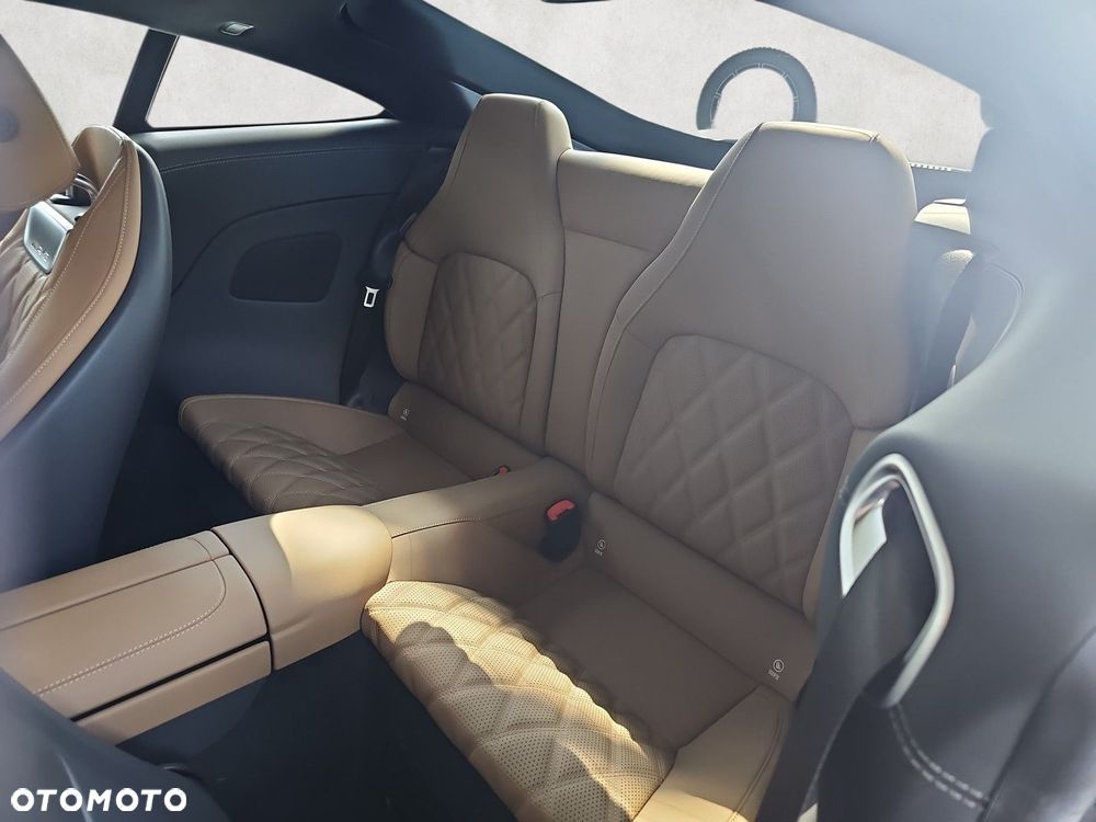 Mercedes-Benz AMG GT - 12