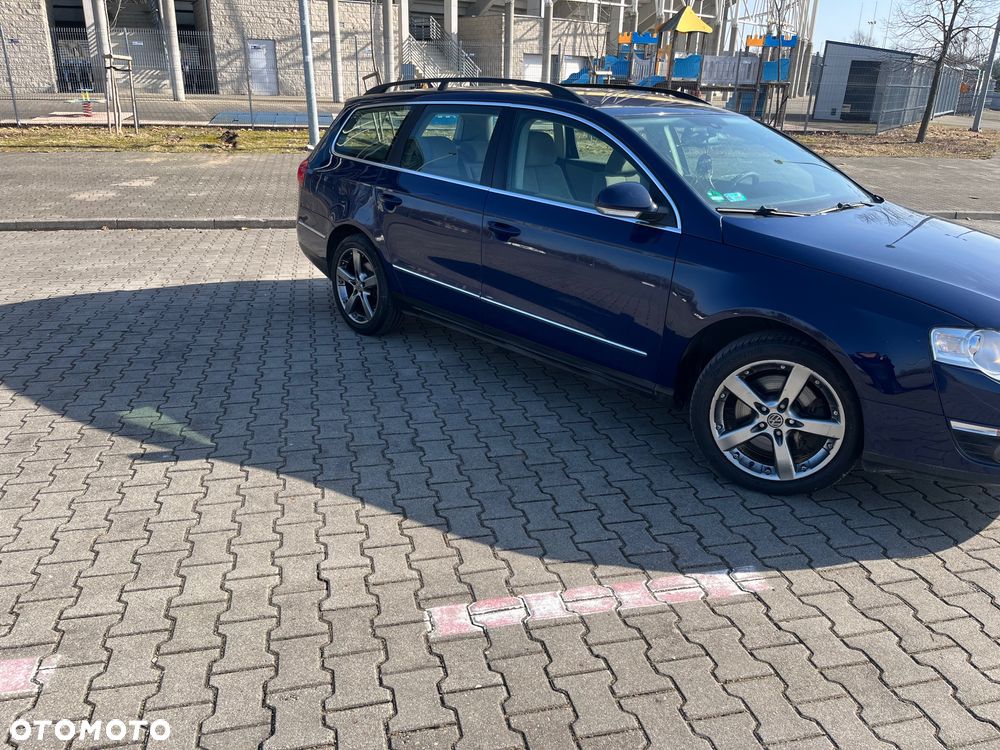Volkswagen Passat 2.0 TDI DPF Comfortline - 2