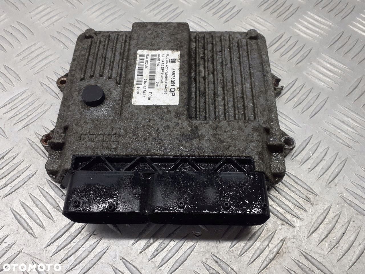 KOMPUTER STEROWNIK SILNIKA OPEL ASTRA III 1.3 CDTI 55573951QP - 1