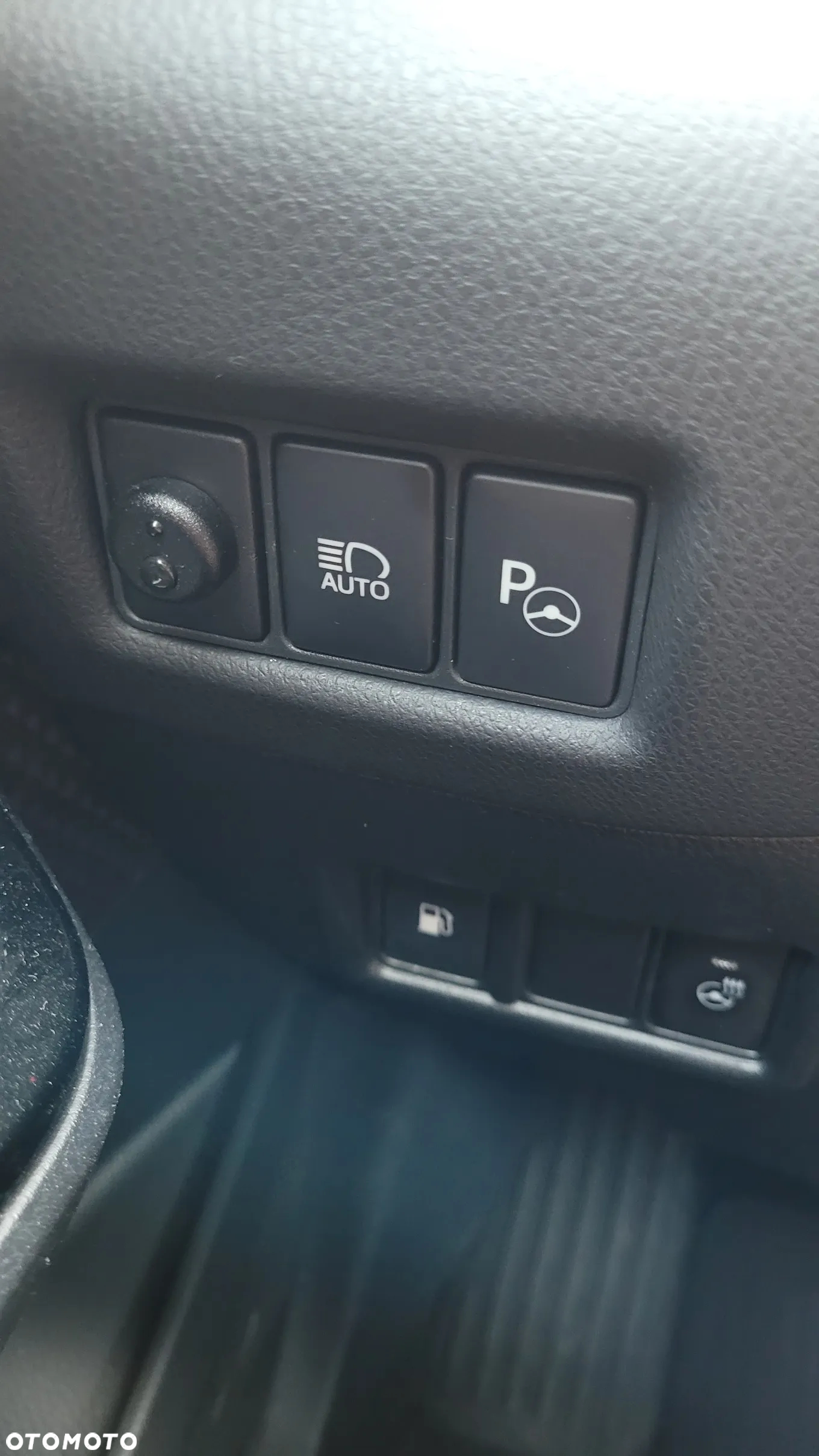 Toyota C-HR 1.8 Hybrid Prestige - 28