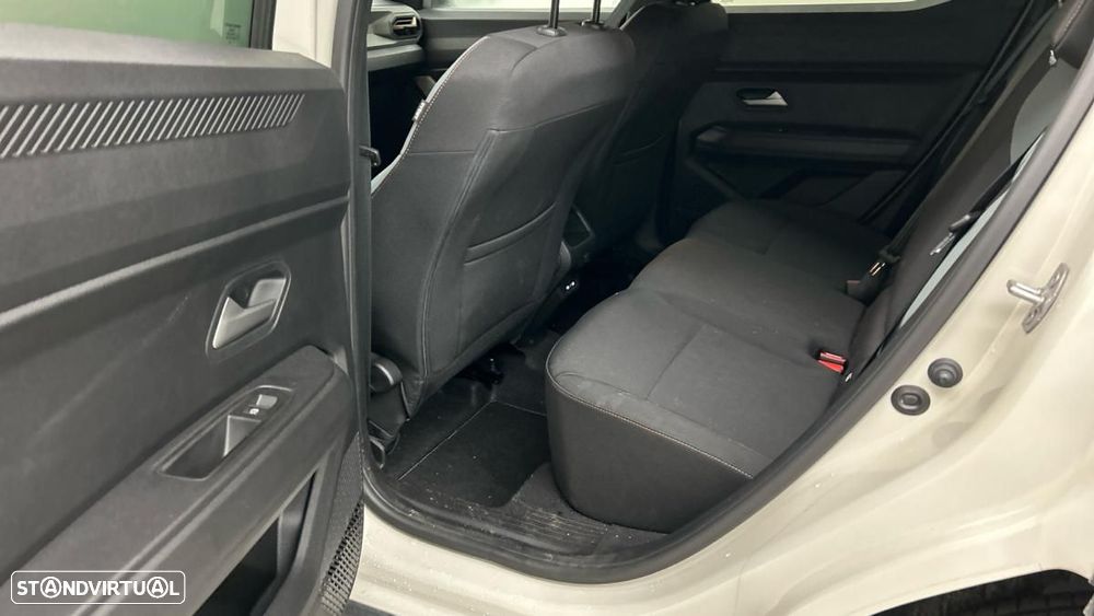 Dacia Duster 1.6 Hybrid Extreme - 4