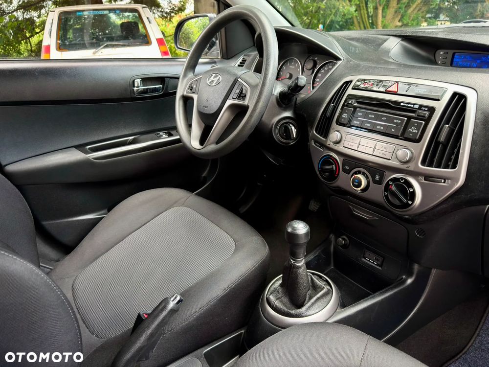 Hyundai i20 1.25 Wersja Jubileuszowa - 8
