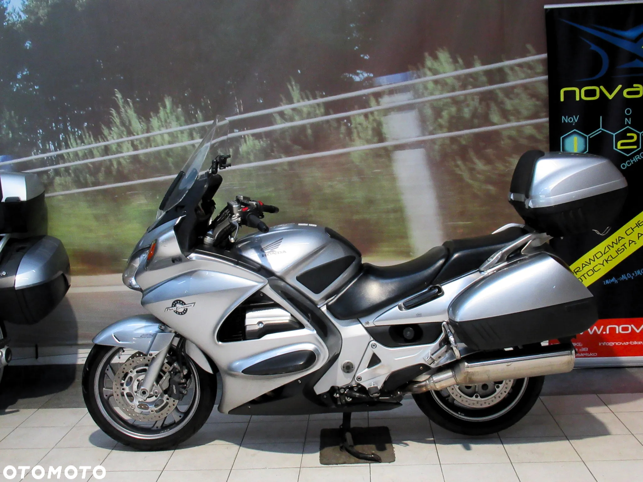 Honda ST - 4