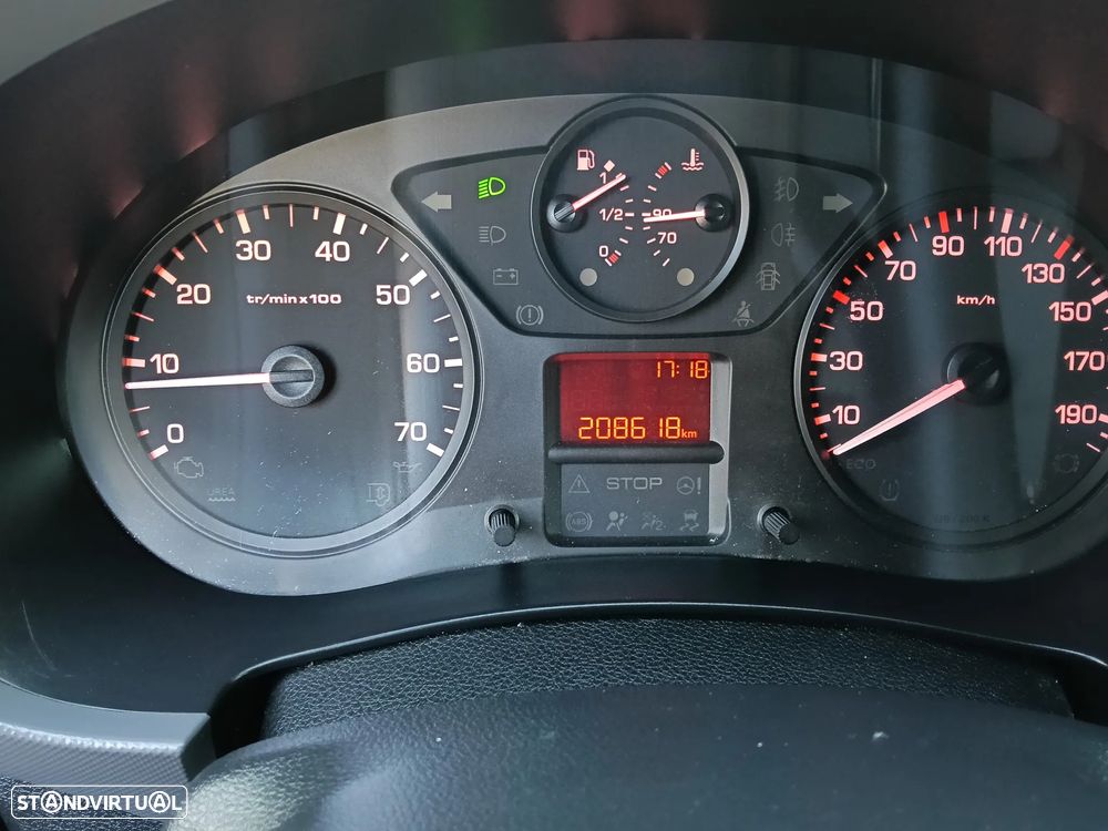 Citroën BERLINGO - 11