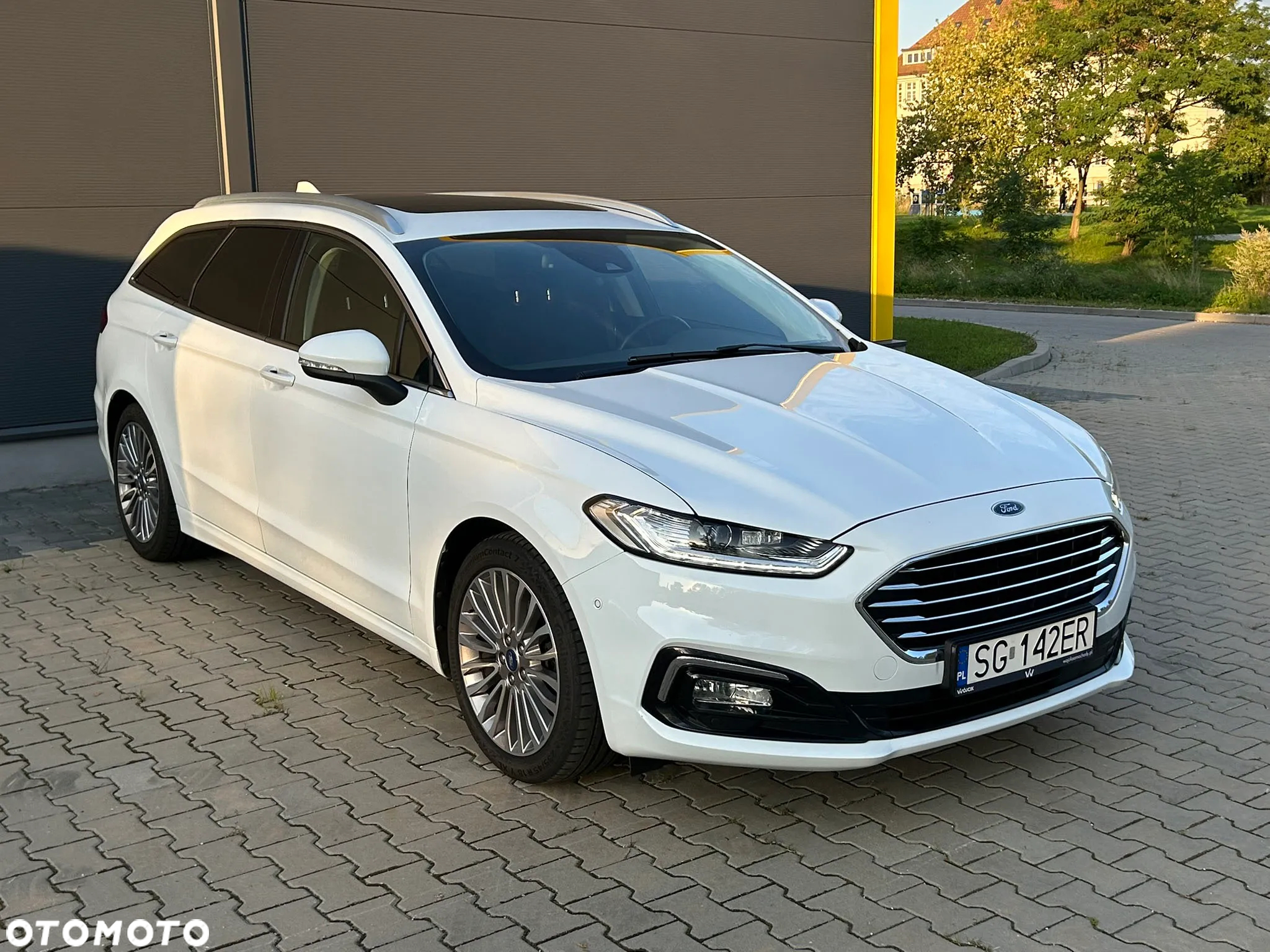 Ford Mondeo Turnier 2.0 EcoBlue Titanium - 4