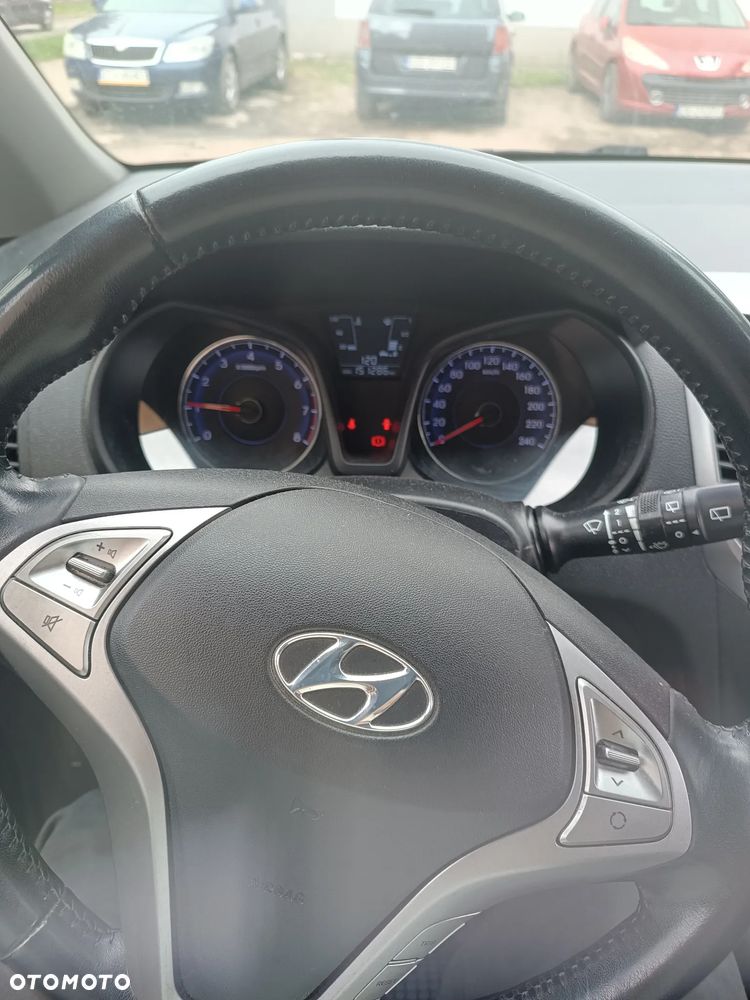 Hyundai ix20 - 11