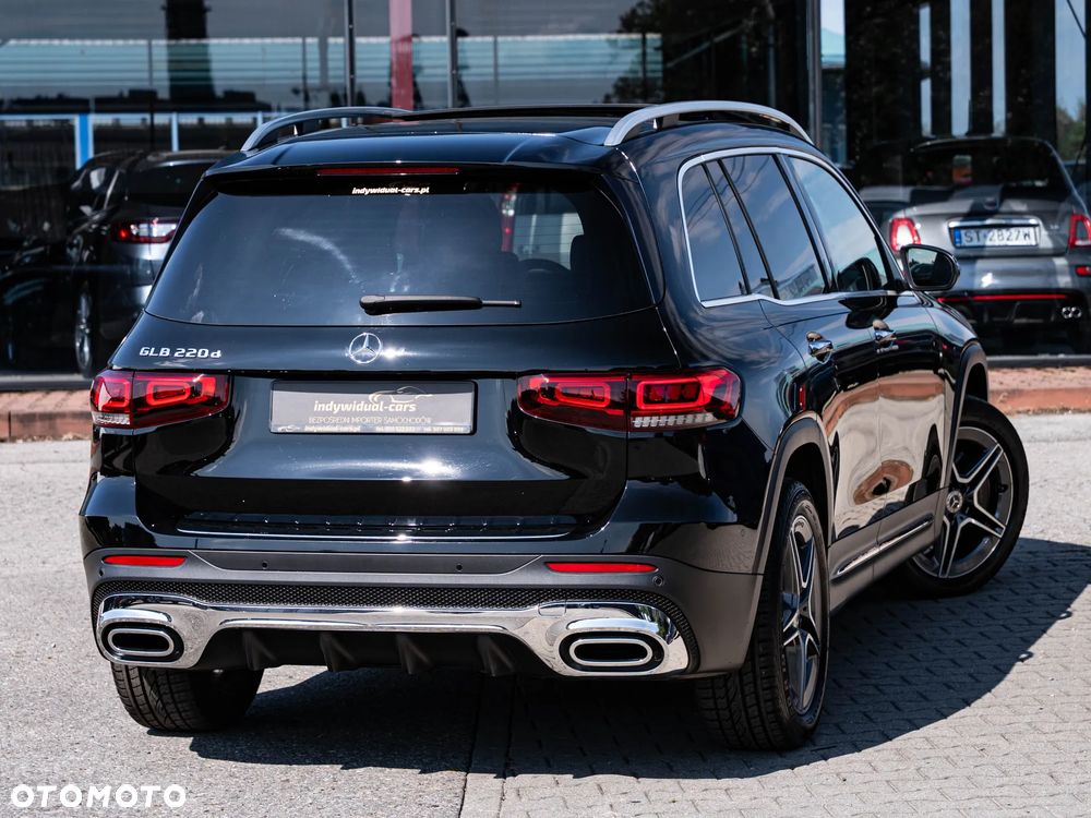 Mercedes-Benz GLB 220 d 8G-DCT AMG Line - 3