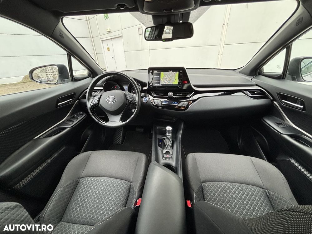 Toyota C-HR 2.0 Business-Edition - 7