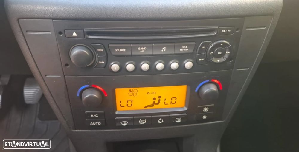 Citroën C4 1.4 16V SX - 16