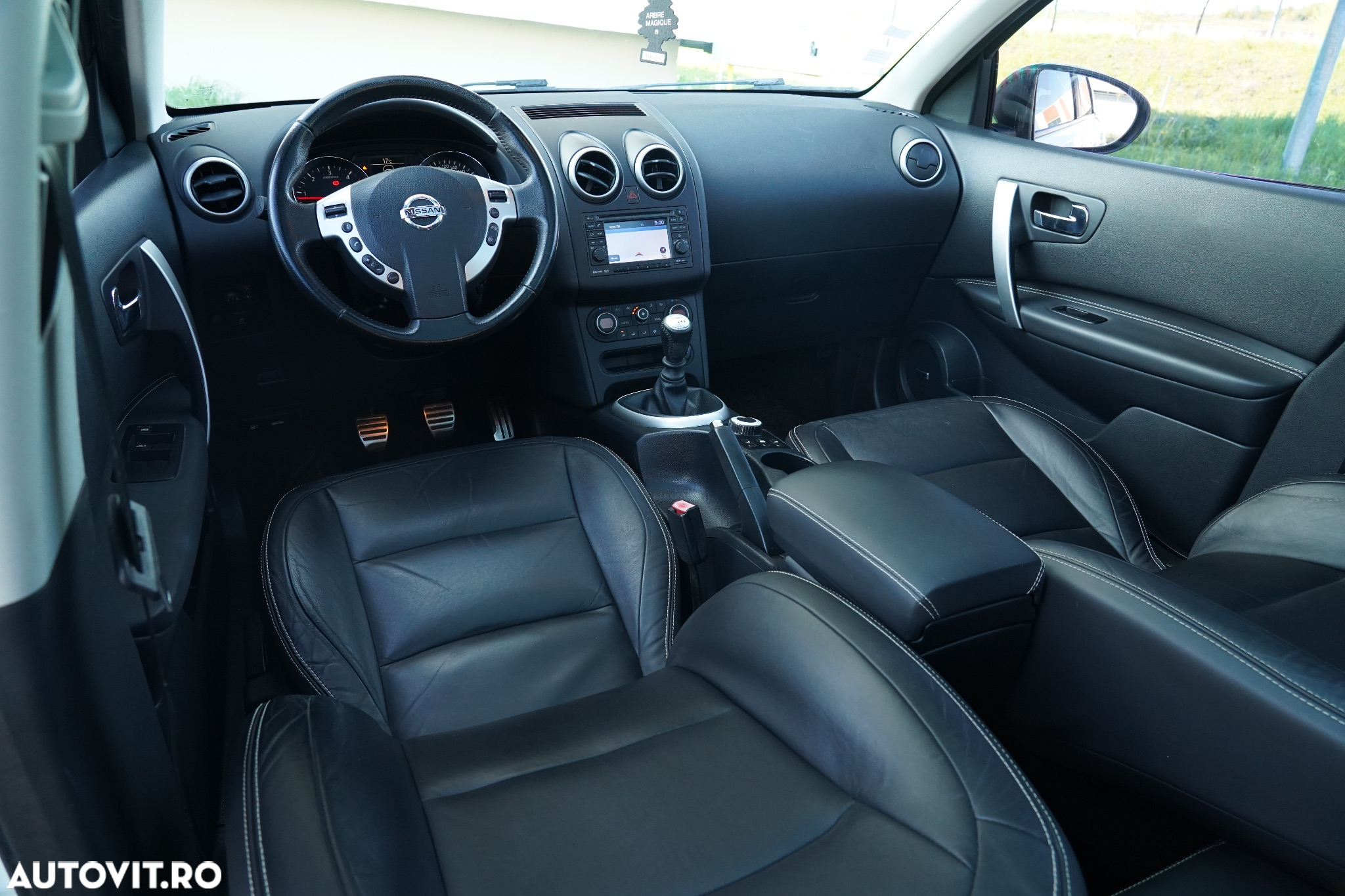 Nissan Qashqai 2.0 DCI 4 x 4 DPF tekna - 8