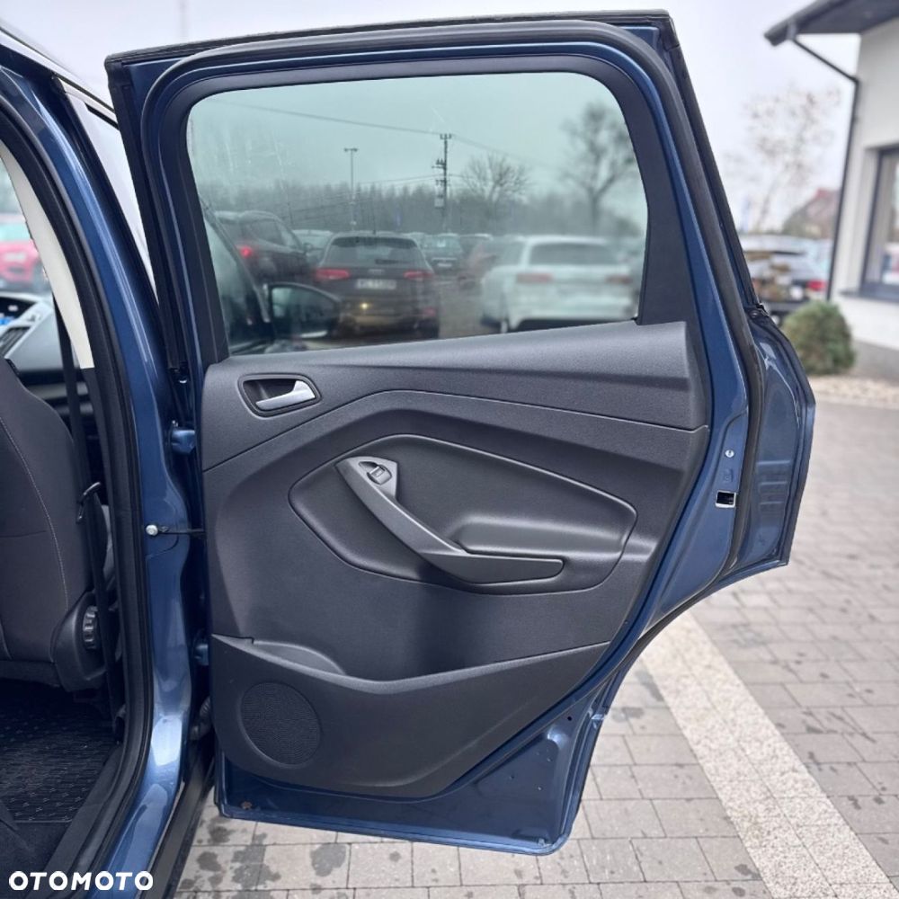 Ford Kuga 1.5 EcoBoost FWD Trend ASS - 25