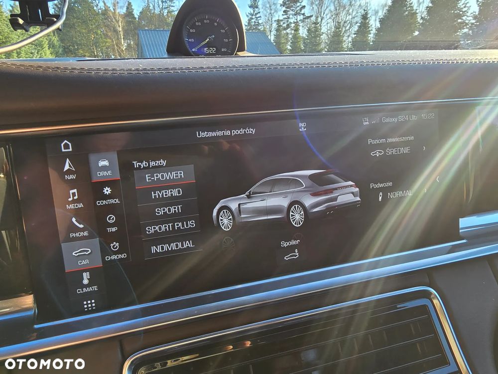 Porsche Panamera 4 - 35