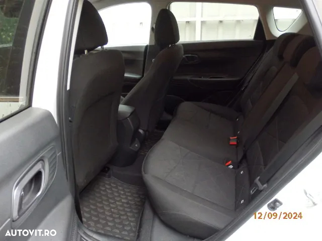 Hyundai Bayon 1.0 T-GDI M-Hybrid 100 CP 6iMT Led Line - 6