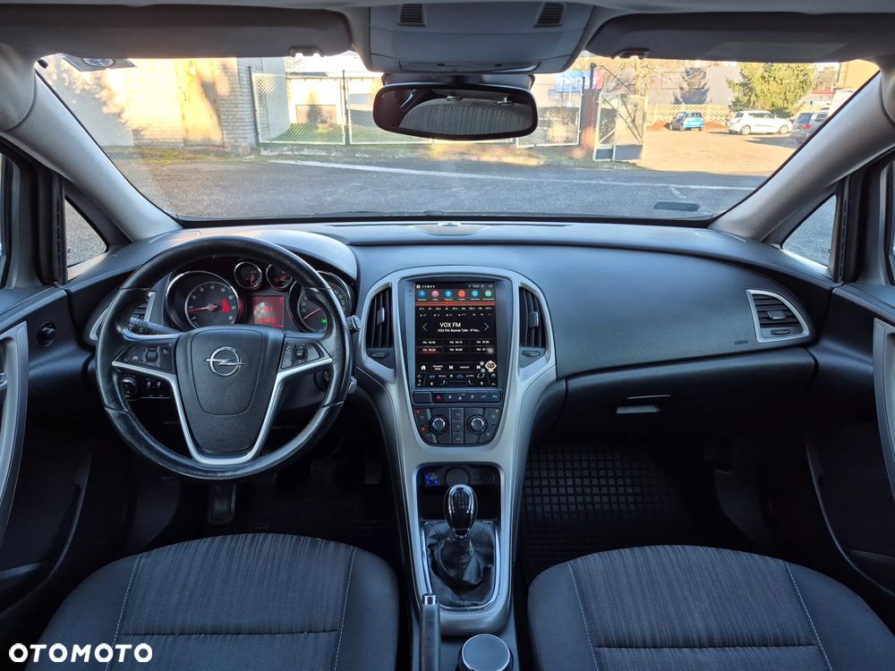 Opel Astra 1.4 Turbo Cosmo - 10