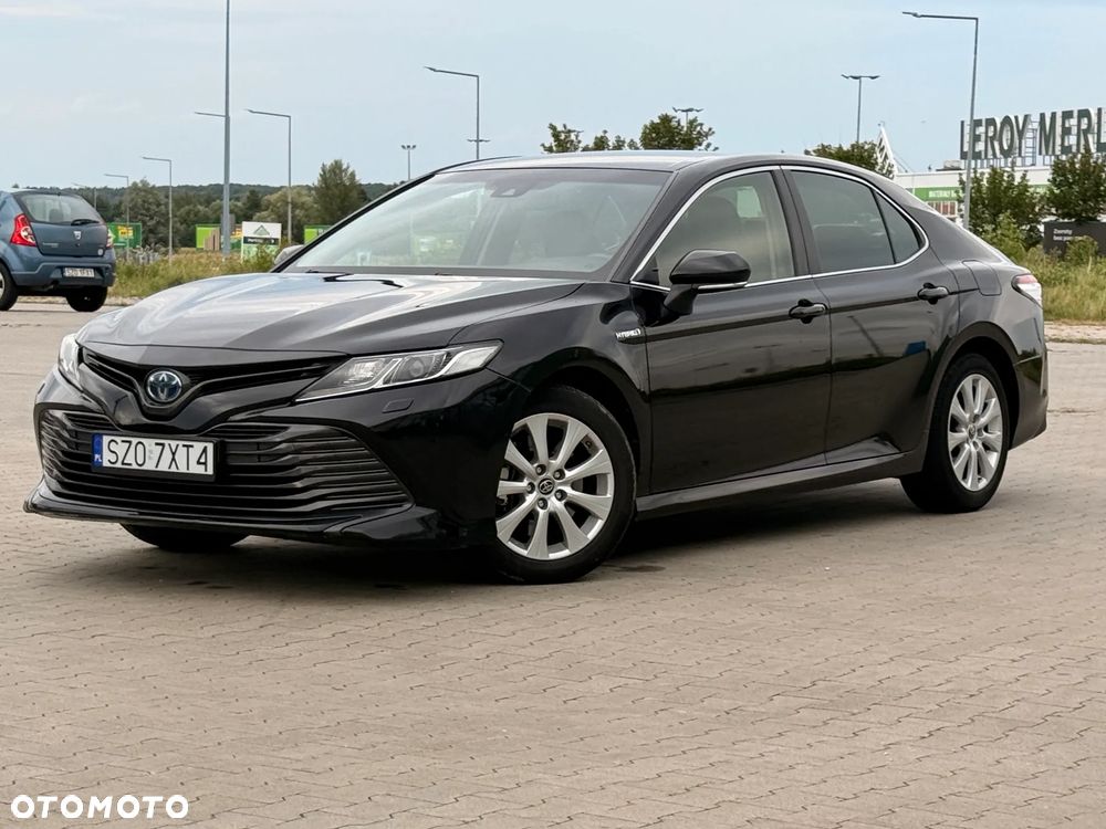 Toyota Camry 2.5 Hybrid Executive CVT - 2