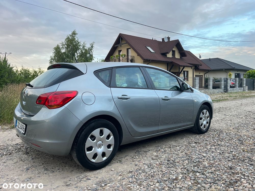 Opel Astra 1.4 Turbo Edition - 21