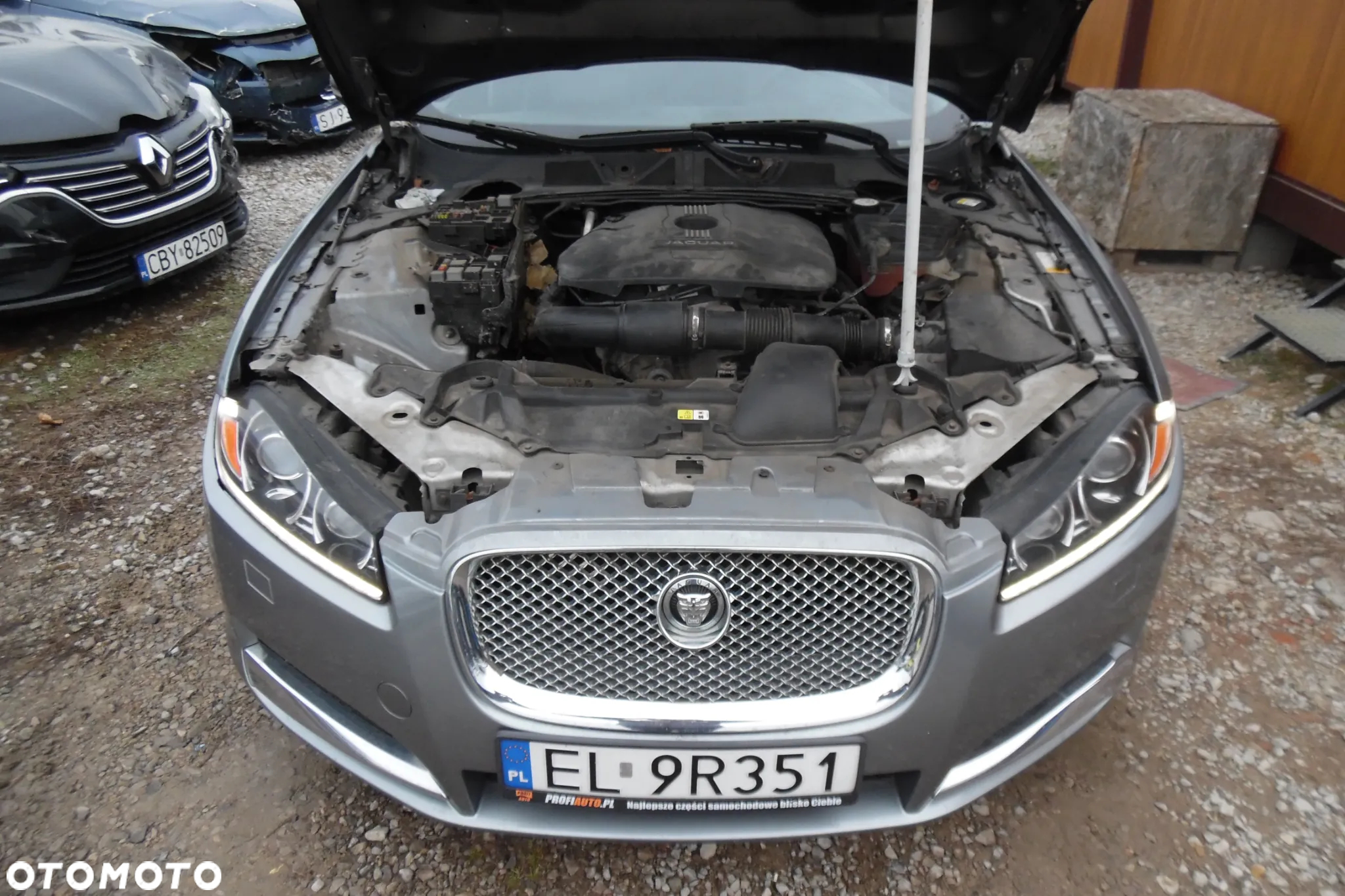 Jaguar XF 2.0 Turbo - 5