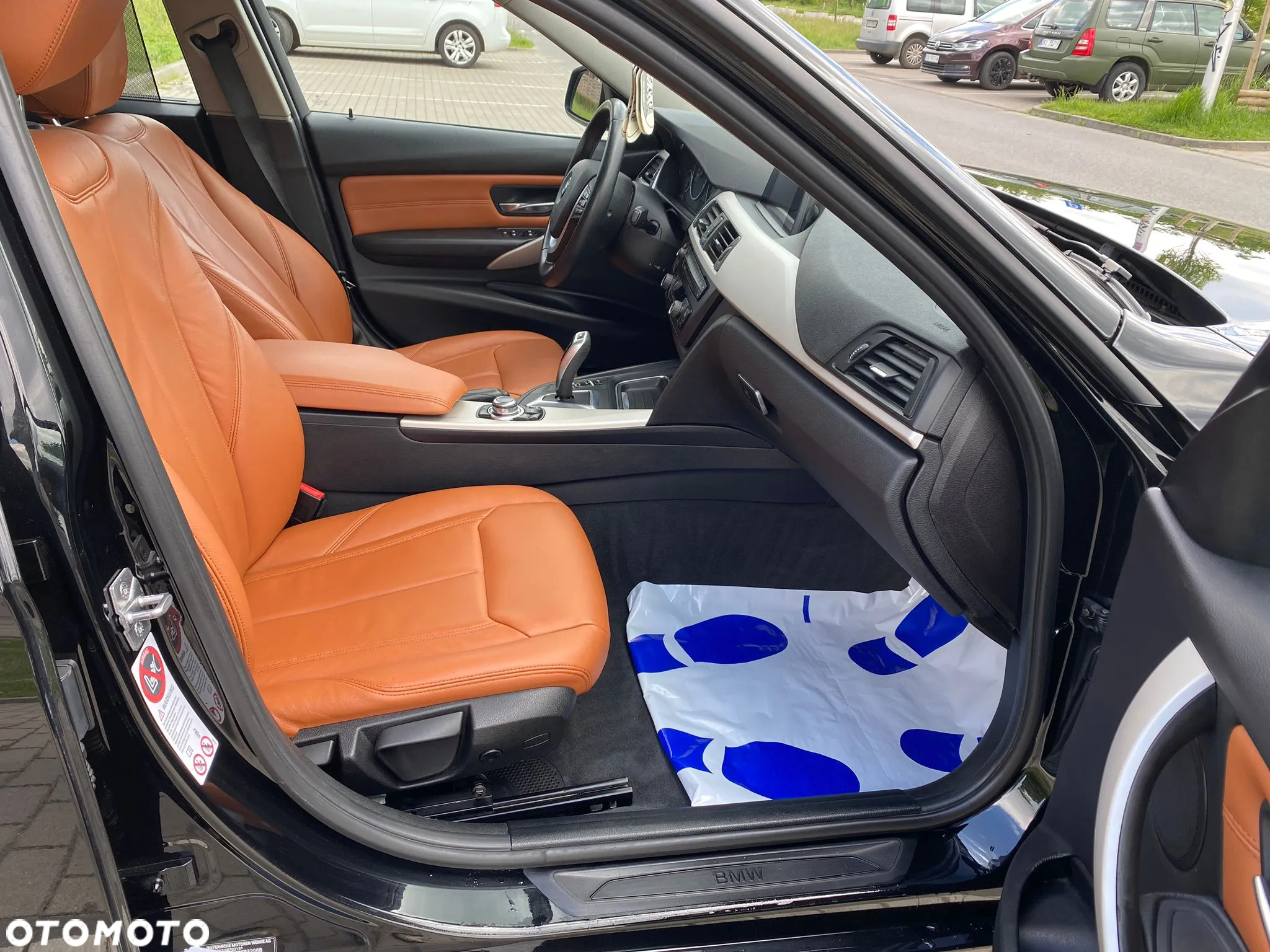BMW Seria 3 320d Touring Luxury Line - 28
