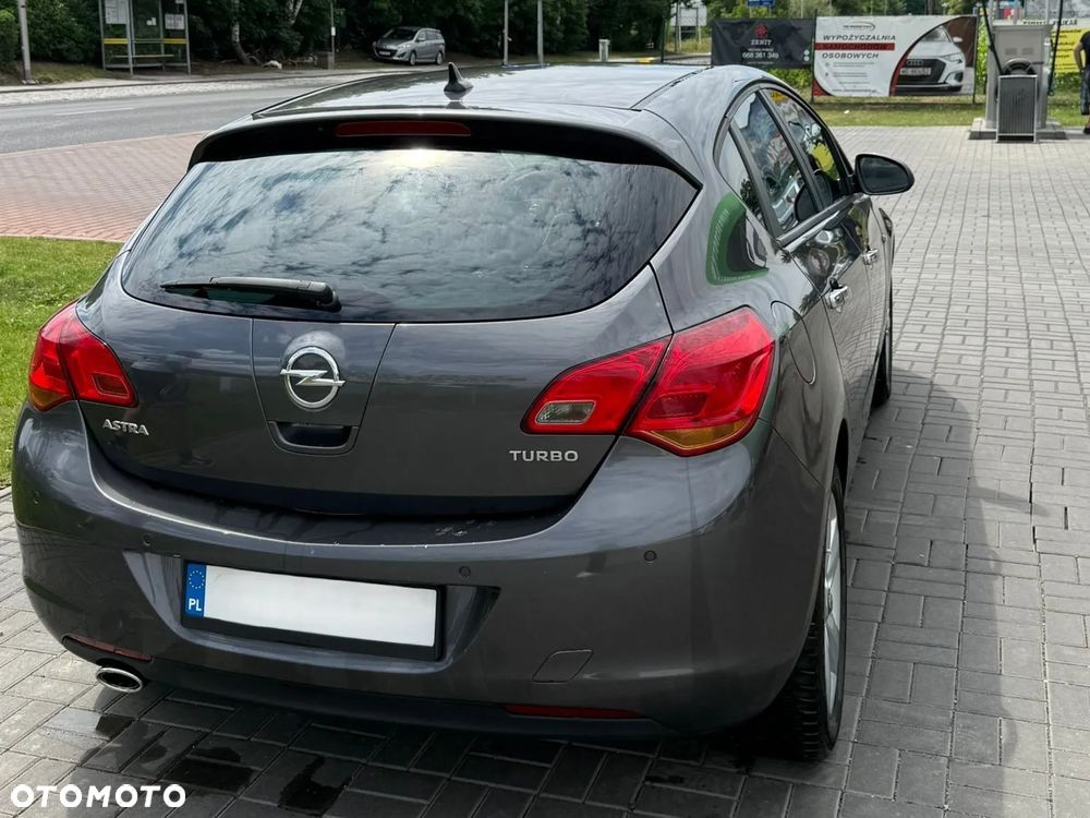Opel Astra IV 1.4 T Cosmo - 7