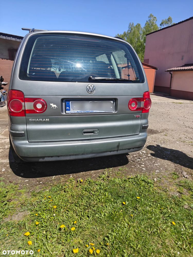 Volkswagen Sharan 1.9 TDI Comfortline - 6
