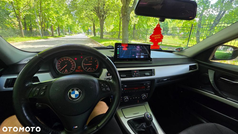 BMW Seria 3 320d - 11