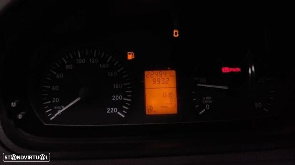 Mercedes-Benz Vito - 5