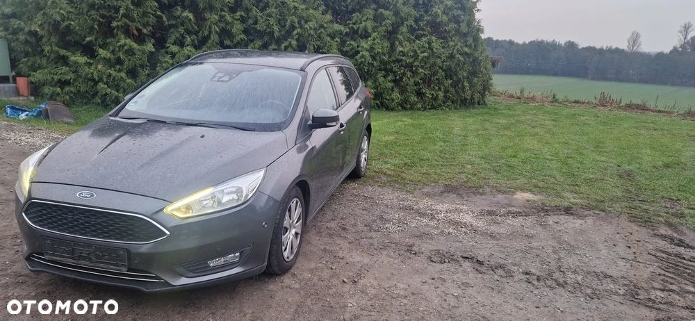 Ford Focus SW ver-1-5-ecoblue-start--stopp--system-active-style - 9