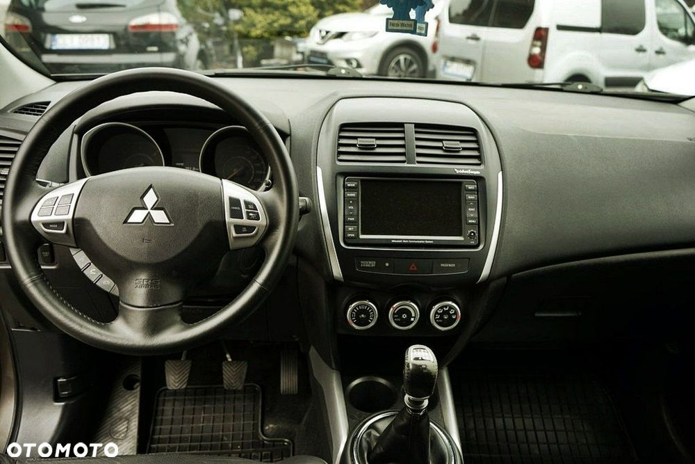 Mitsubishi ASX - 18