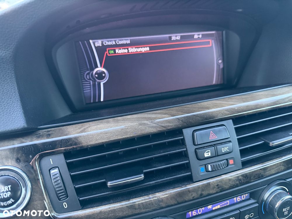 BMW Seria 3 330d M Sport Edition - 35