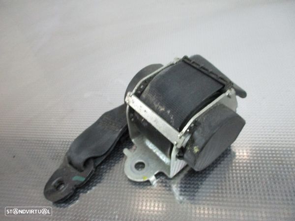 Cinto Tras Teto / Meio Dacia Sandero - 4