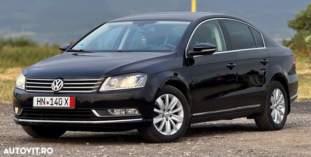 Volkswagen Passat 2.0 Blue TDI SCR Highline - 3