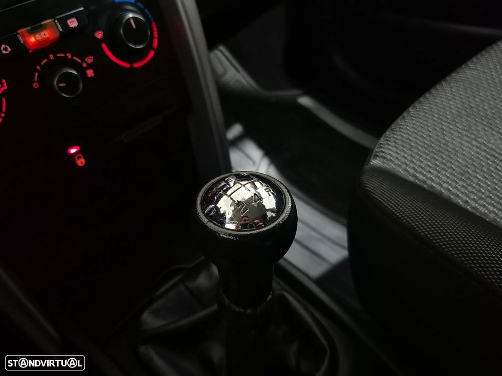 Peugeot 207 1.4 HDi Sport - 13