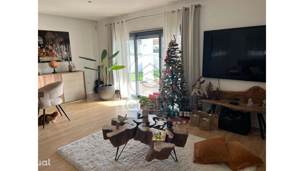 Moradia Isolada T4 em Santo António da Charneca - Grande imagem: 3/25