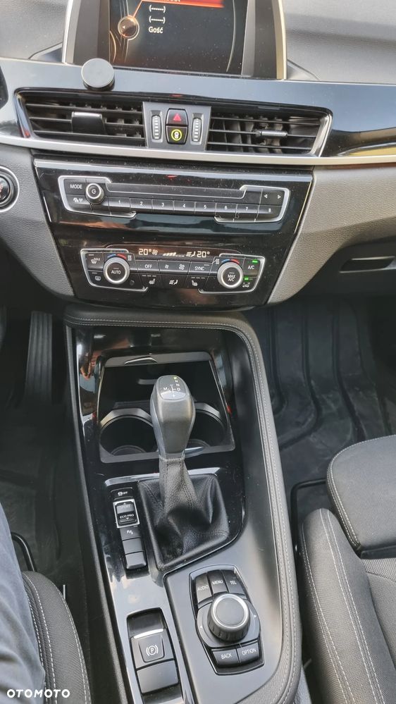 BMW X1 sDrive20i Sport Line - 14