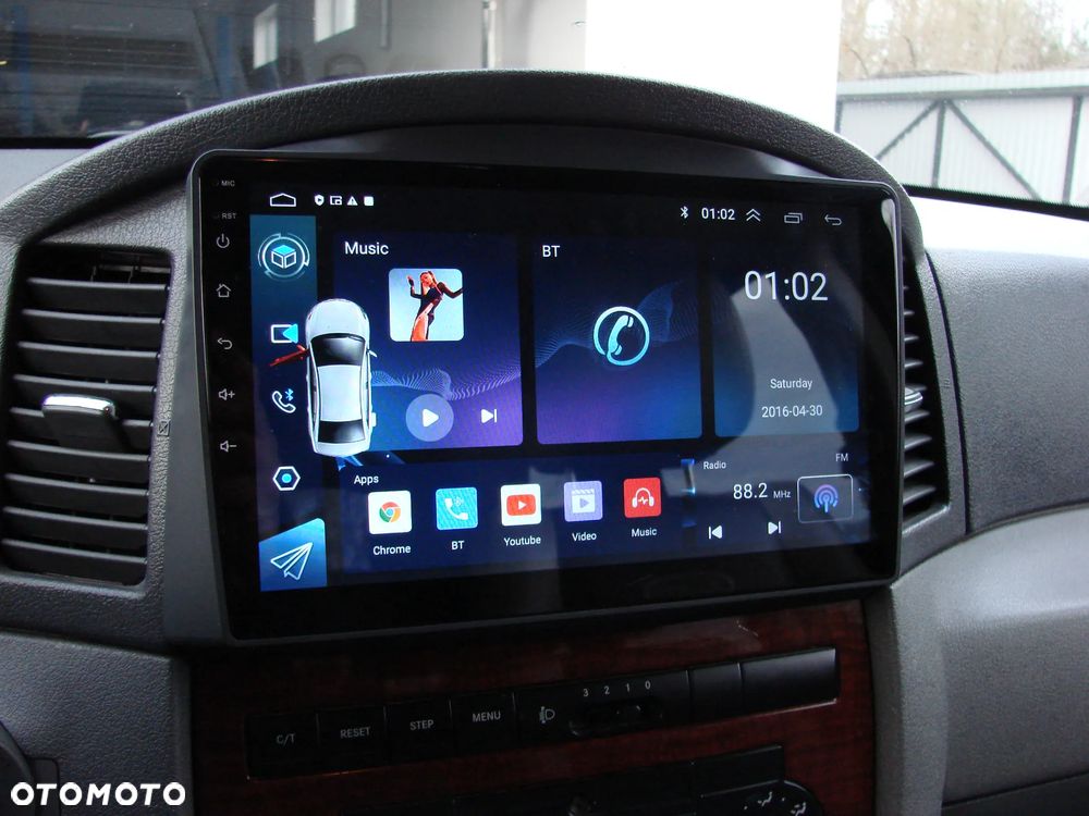 Jeep Grand Cherokee - 22