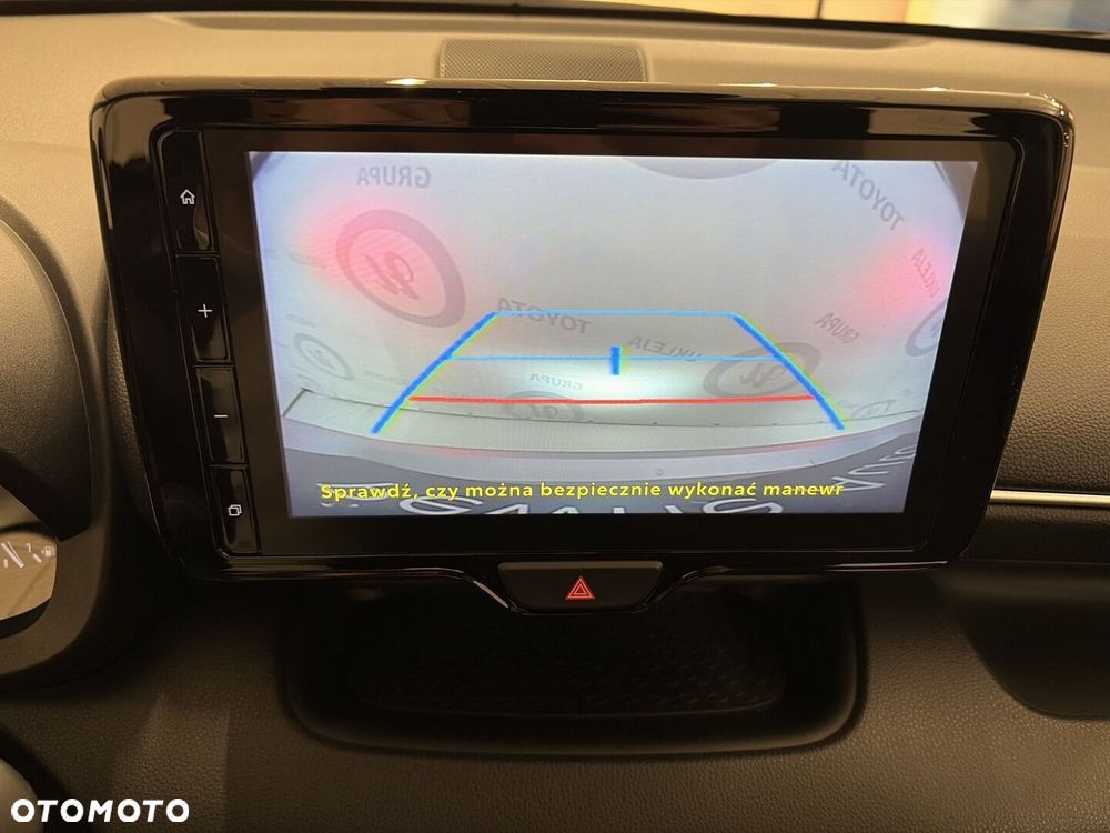 Toyota Yaris - 17
