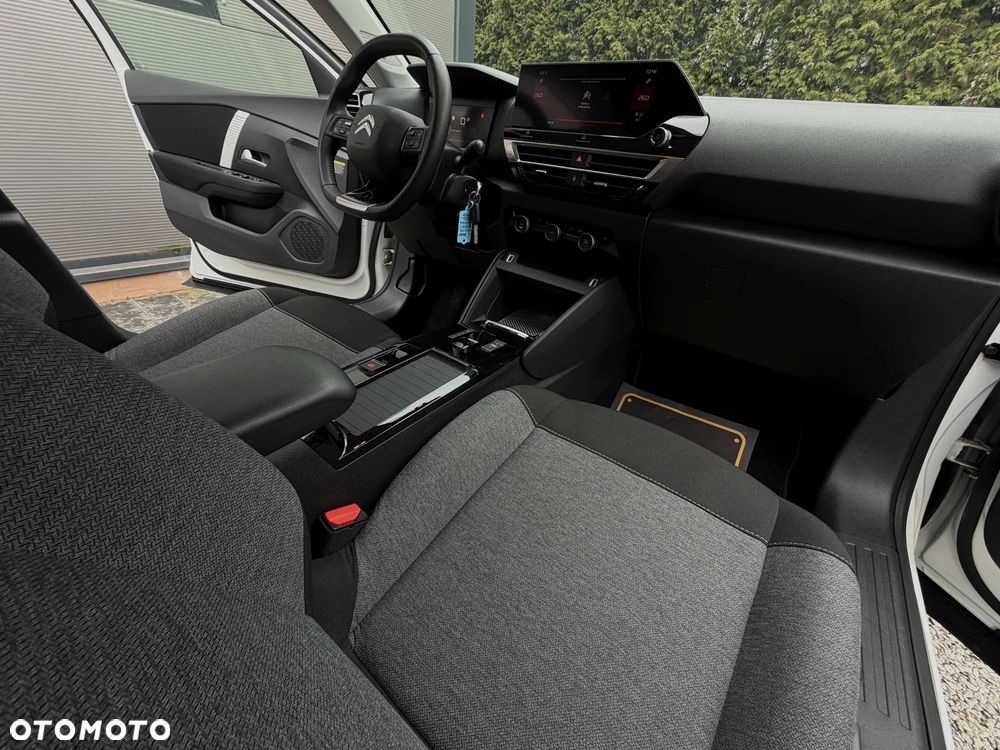 Citroën C4 PureTech 130 Stop&Start EAT8 PLUS - 17