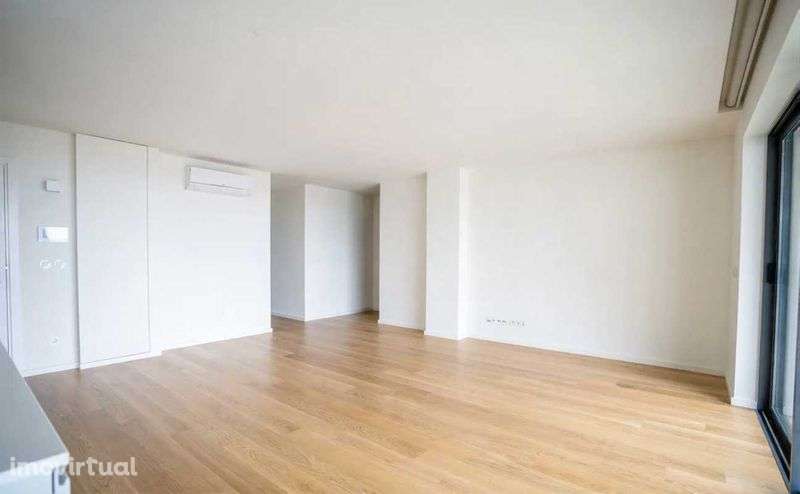 T2 em Vila Nova de Gaia, com vistas deslumbrantes sobre o rio e o mar - Grande imagem: 2/8