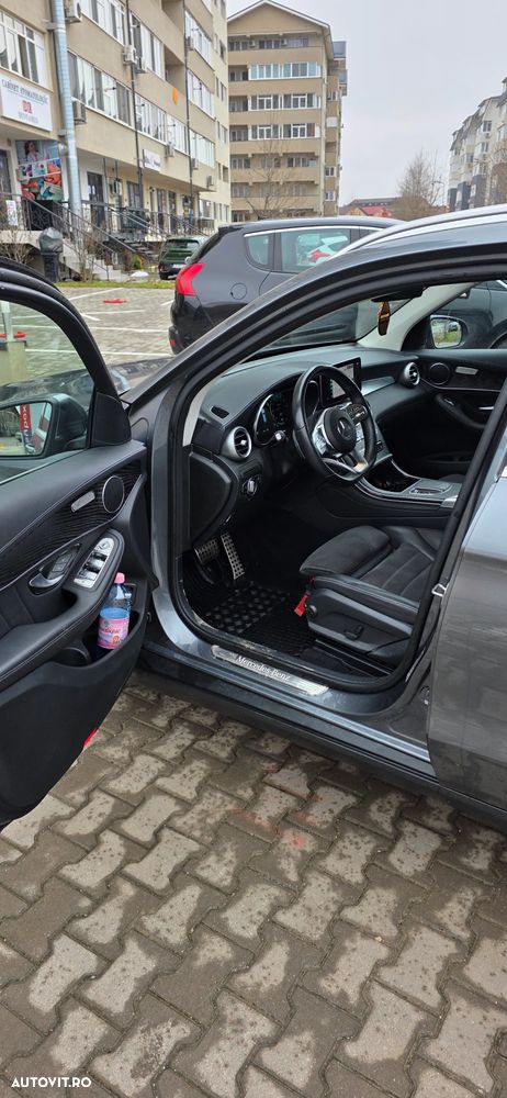Mercedes-Benz GLC 300 de 4Matic 9G-TRONIC AMG Line - 10