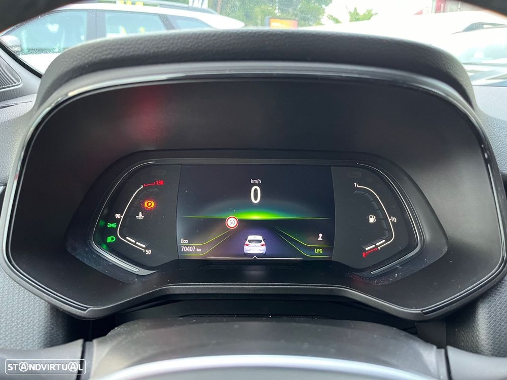 Renault Clio 1.0 TCe Techno Bi-Fuel - 7