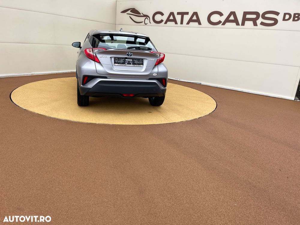 Toyota C-HR - 13