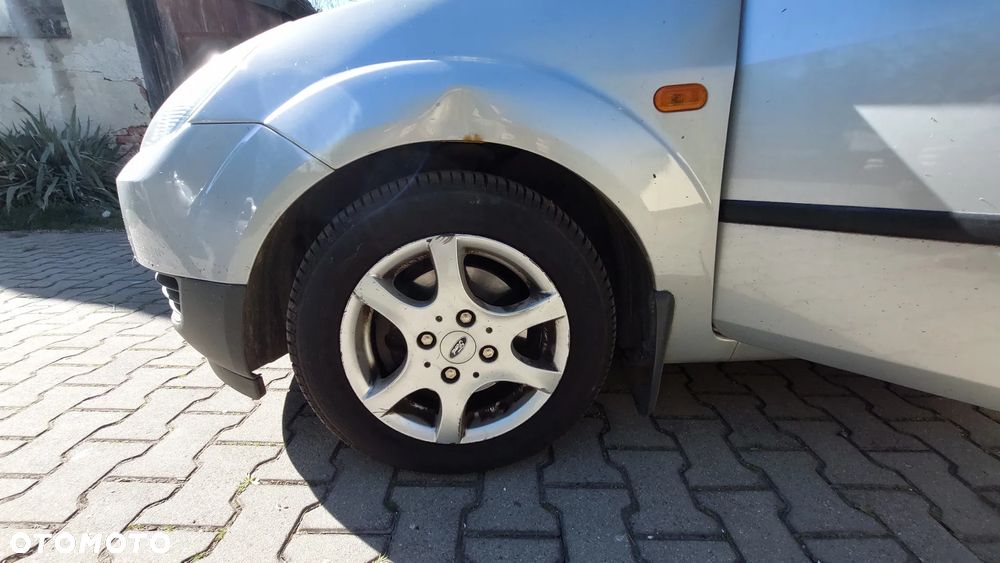 Ford Fiesta 1.3 - 10