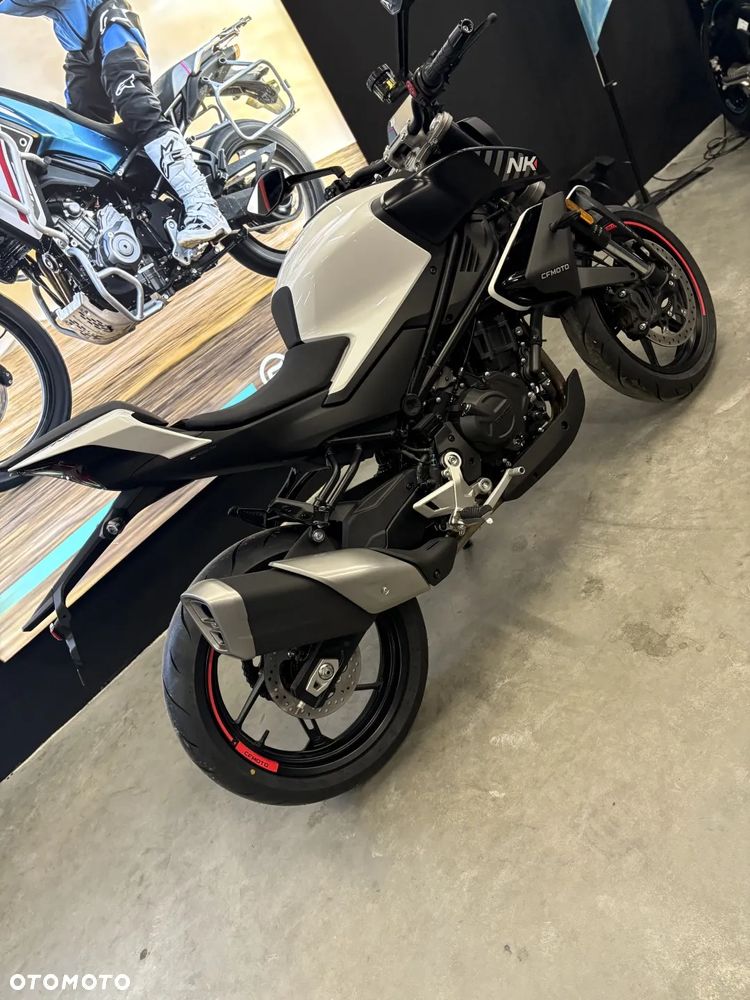 CFMoto 450NK - 10