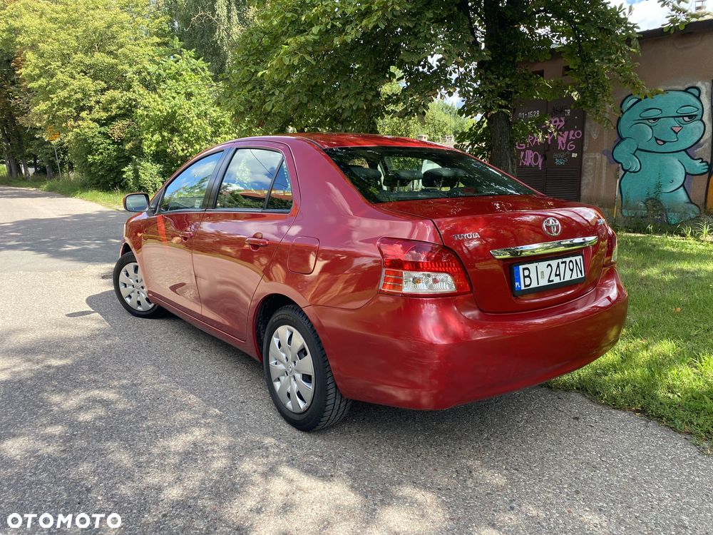 Toyota Yaris - 5