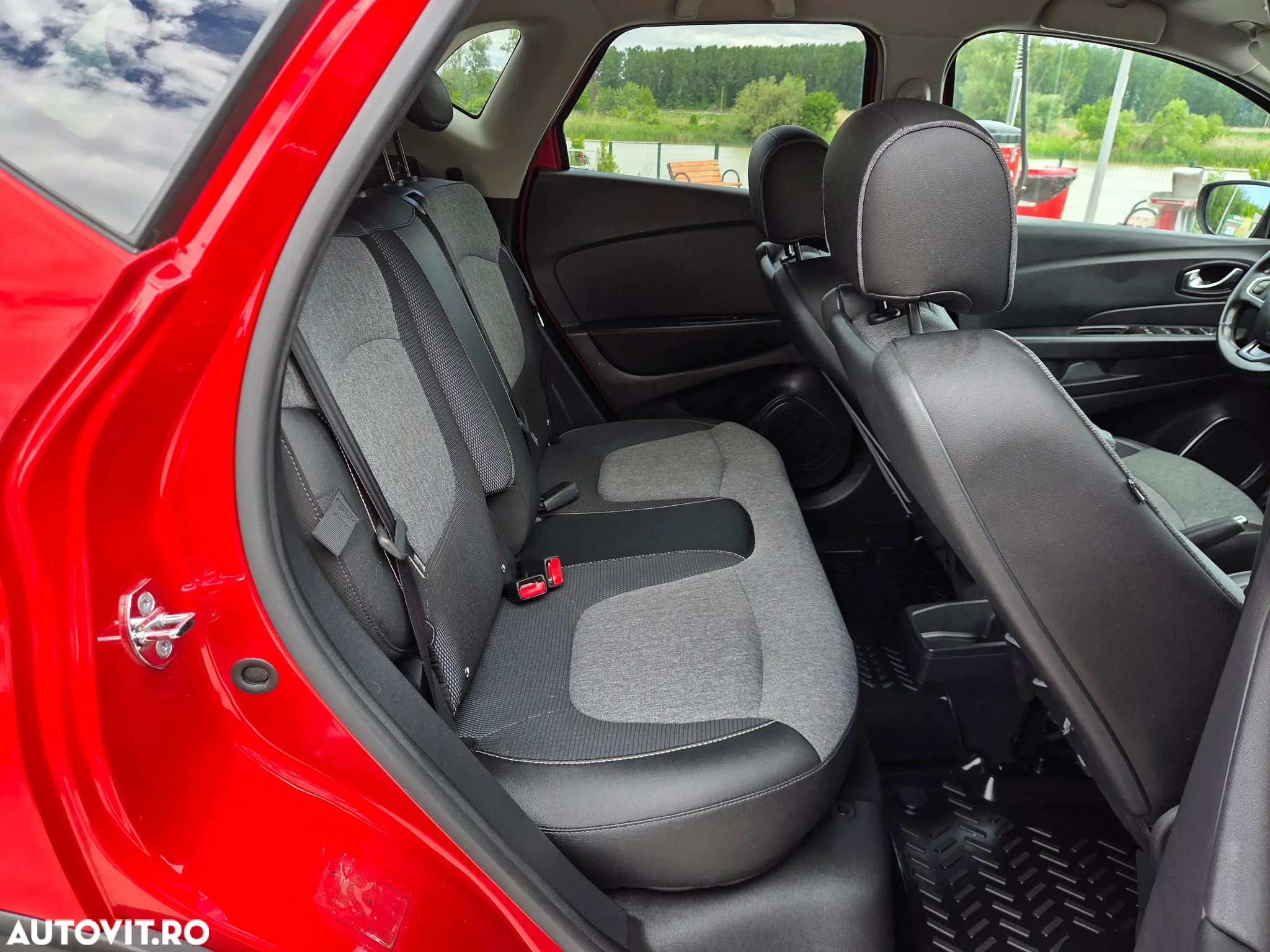 Renault Captur ENERGY dCi 110 Intens - 24