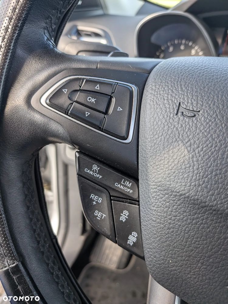 Ford Kuga 1.5 EcoBoost 4x4 Titanium - 30