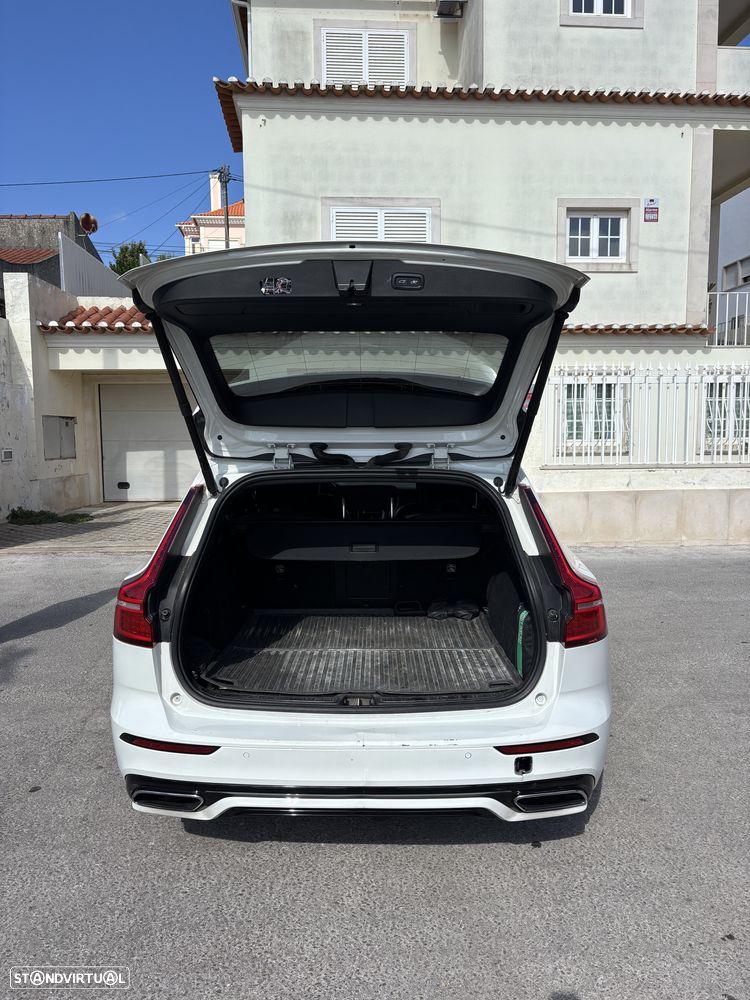 Volvo V60 2.0 B4 R-Design Geartronic - 5