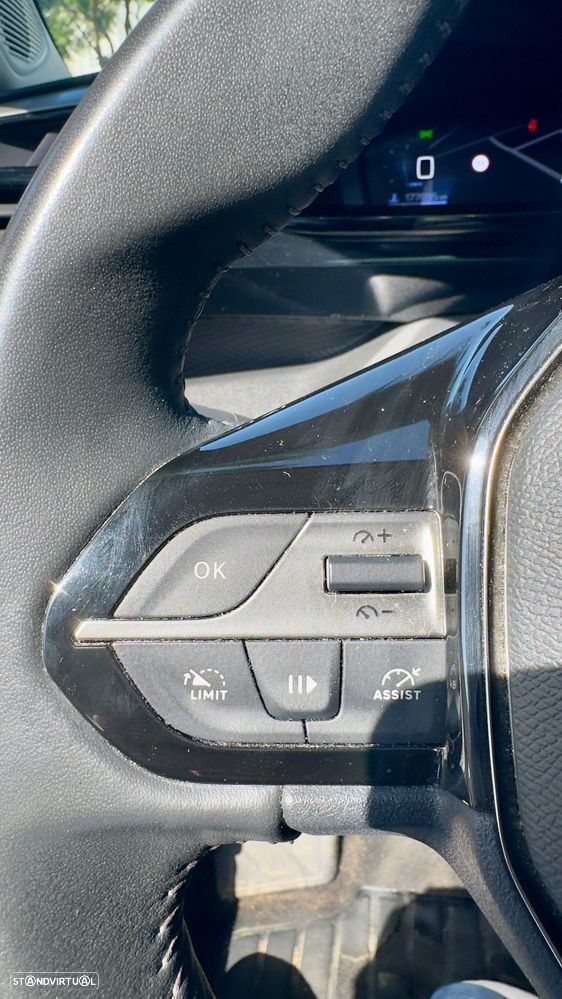 Peugeot 308 SW BlueHDi 130 Stop & Start Allure Pack - 9